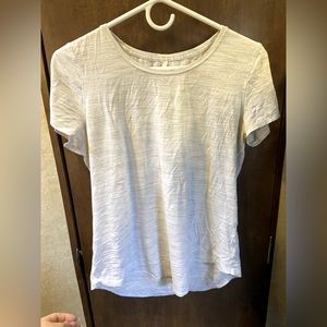 Lululemon shirt size 6